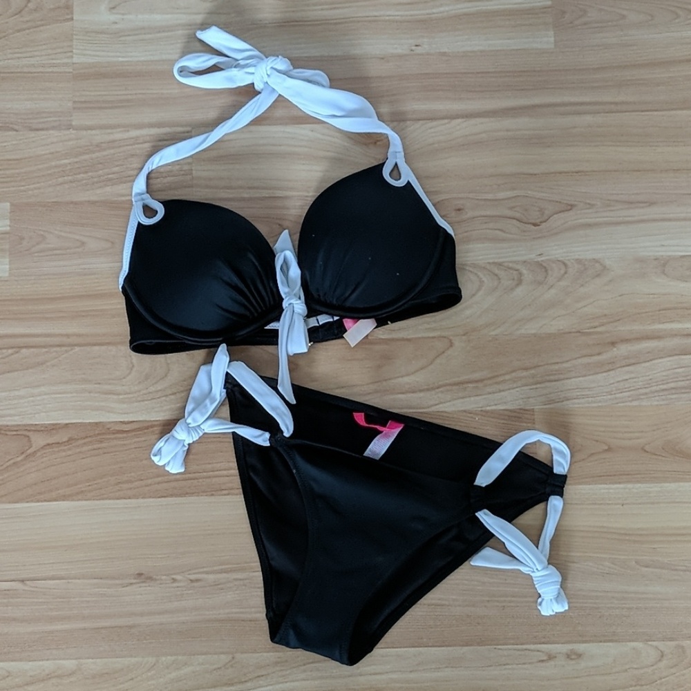 Victoria's Secret 2 Piece Bikini 32C XS
